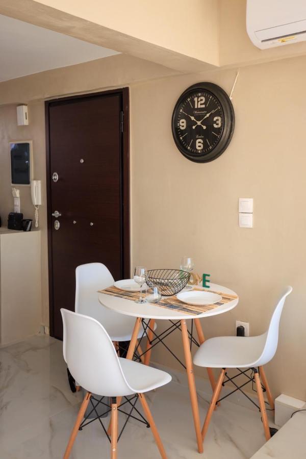 Aiolos New Smyrni View Loft Suite Ateny Zewnętrze zdjęcie