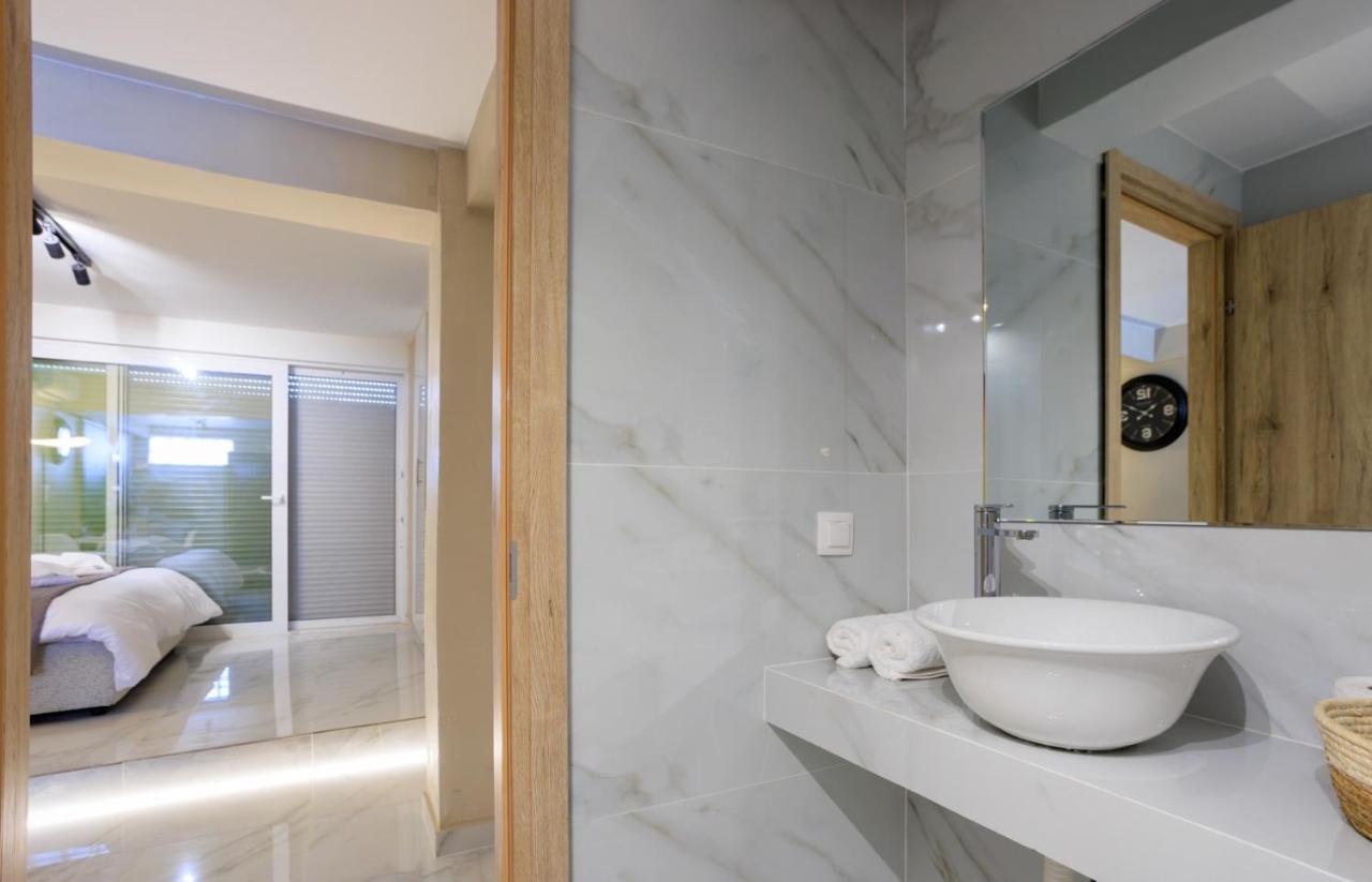 Aiolos New Smyrni View Loft Suite Ateny Zewnętrze zdjęcie