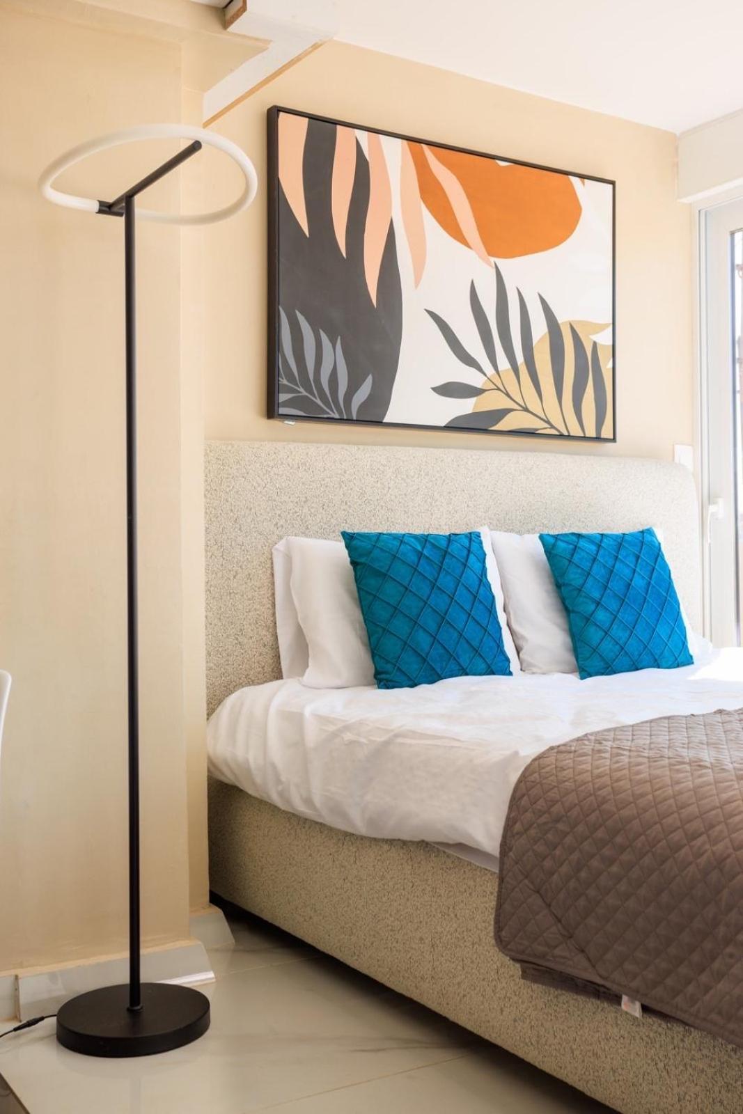 Aiolos New Smyrni View Loft Suite Ateny Zewnętrze zdjęcie