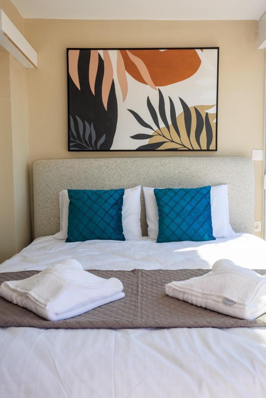 Aiolos New Smyrni View Loft Suite Ateny Zewnętrze zdjęcie
